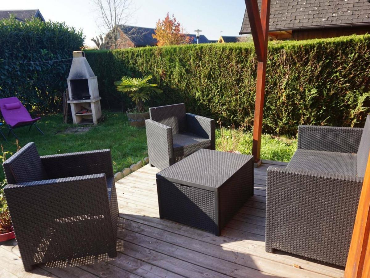 Chalet Avec Piscine Chauffee, Tennis Et Jardin Clos, A 1700M De La Plage De Cabourg - Fr-1-465-22 외부 사진